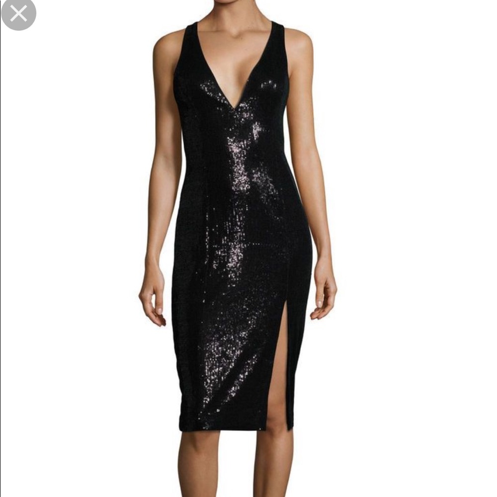 Brand new with tags velvet and sequins dress 💚